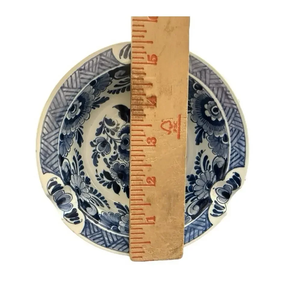 Delft vintage ashtrays
